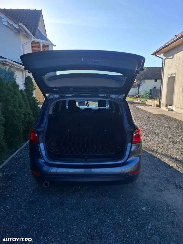 BMW Seria 2 218d Aut. - 10