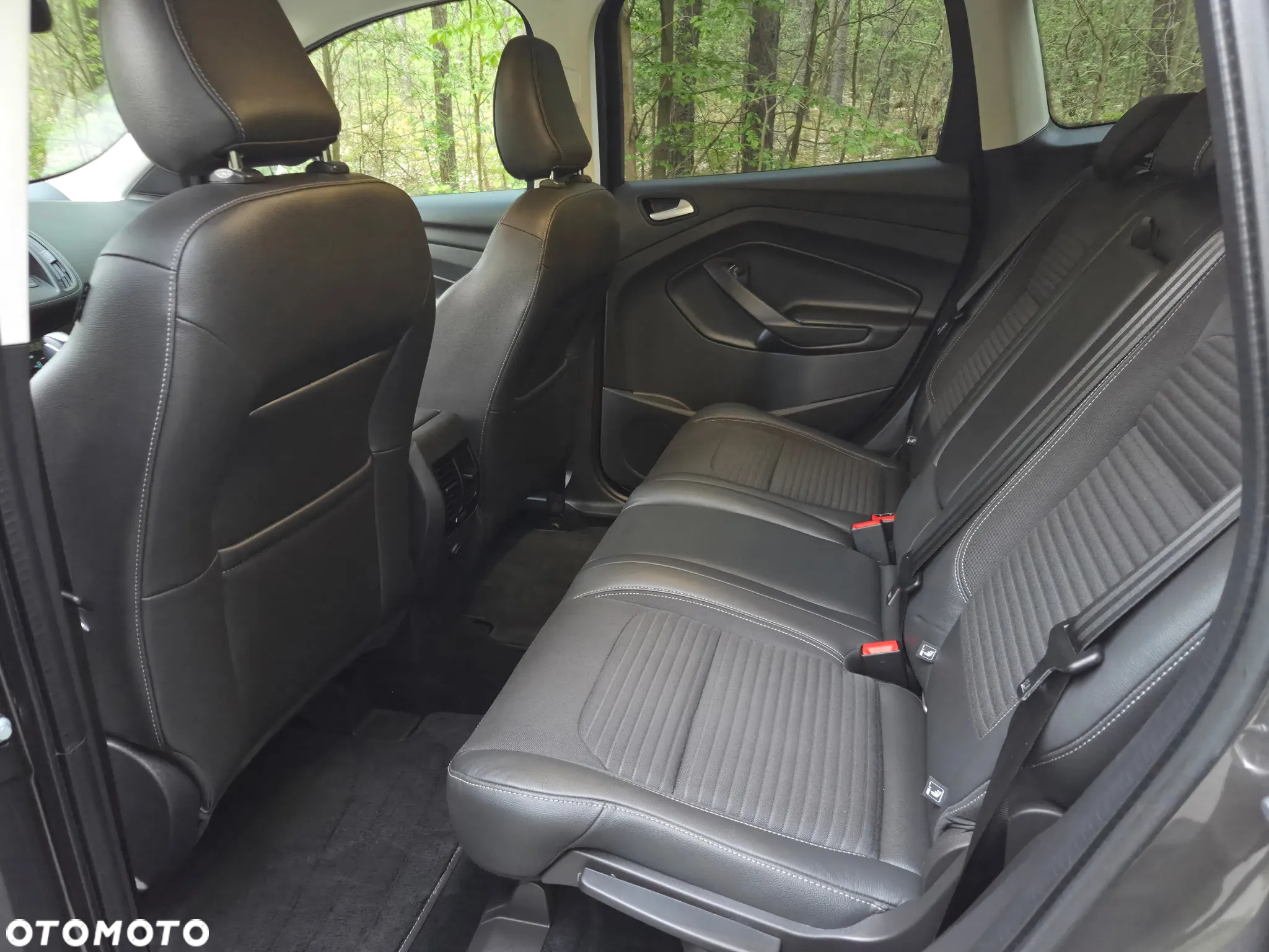 Ford Kuga 1.5 TDCi 2x4 Cool & Connect - 14