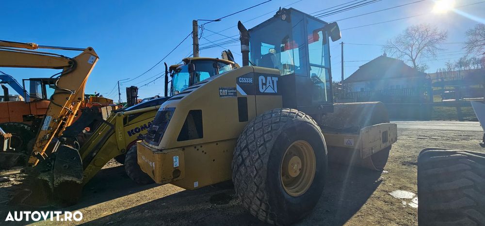 Caterpillar CAT CS 533 Cilindru compactor - 4