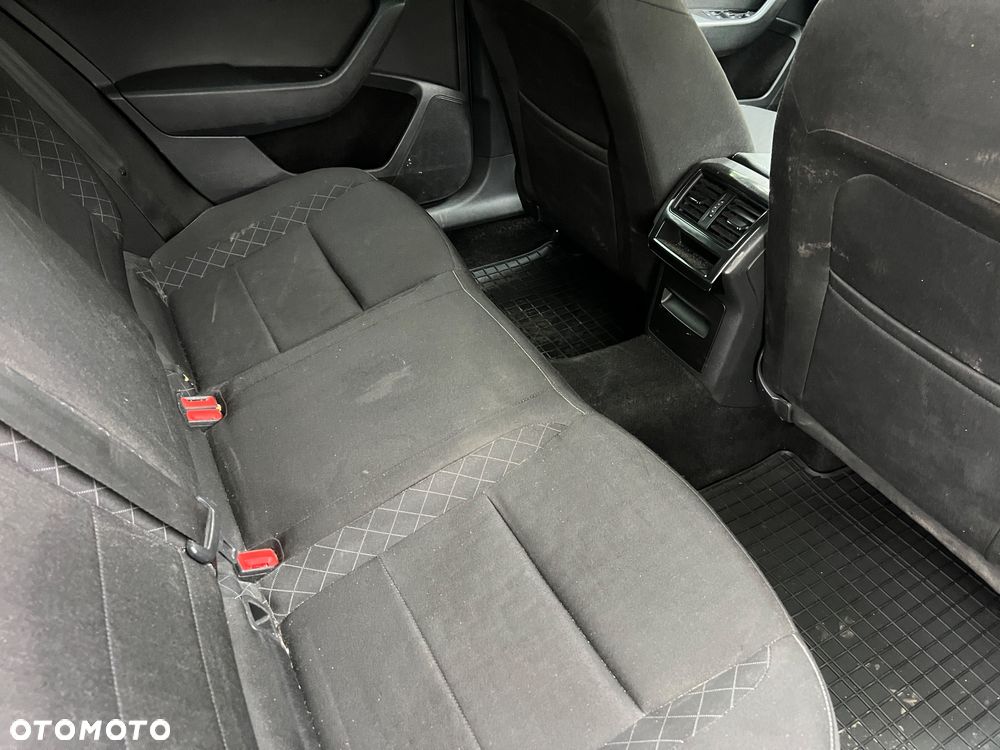 Skoda Superb 2.0 TDI Active - 12