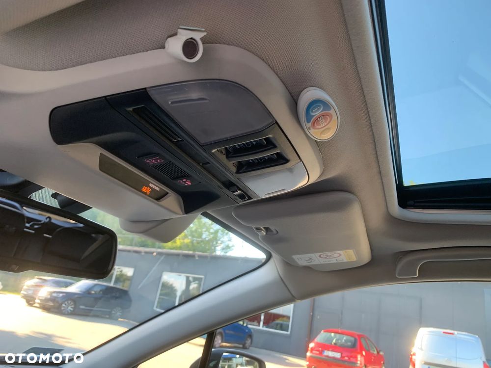Subaru XV 2.0i Exclusive+ (EyeSight) Lineartronic - 17