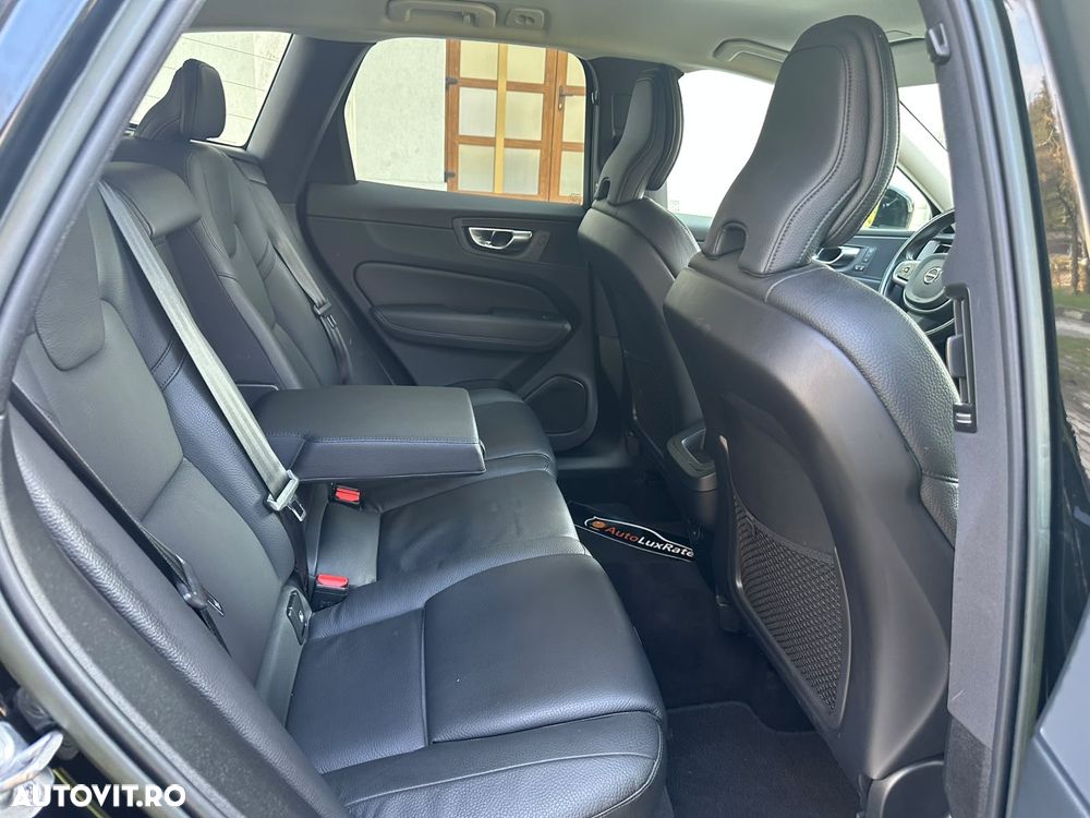 Volvo XC 60 B4 MHEV AT8 FWD Inscription - 9