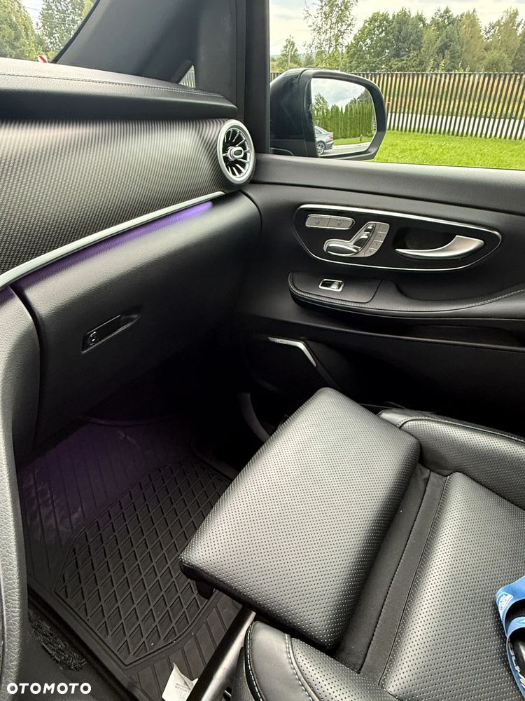 Mercedes-Benz Klasa V 300 d 4-Matic 9G-Tronic Exclusive (d³ugi) - 16