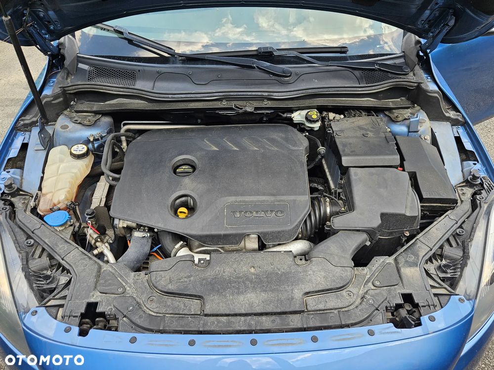 Volvo V40 D2 - 10