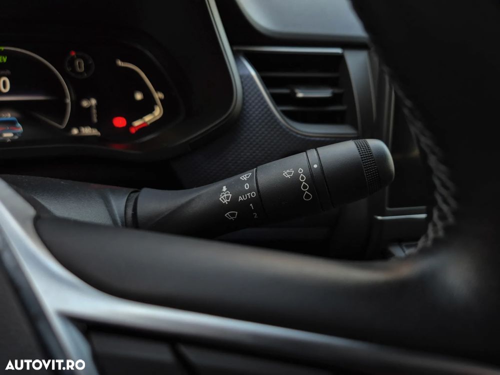 Renault Arkana E-TECH 145 Evolution - 20