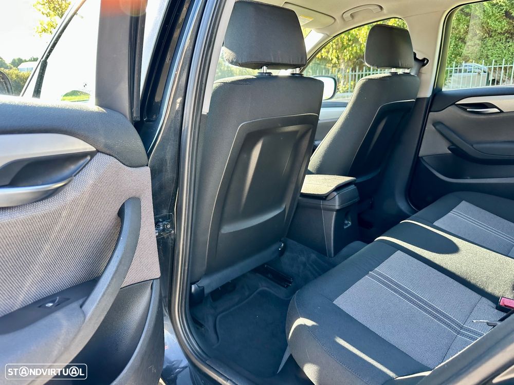 BMW X1 18 d sDrive - 21