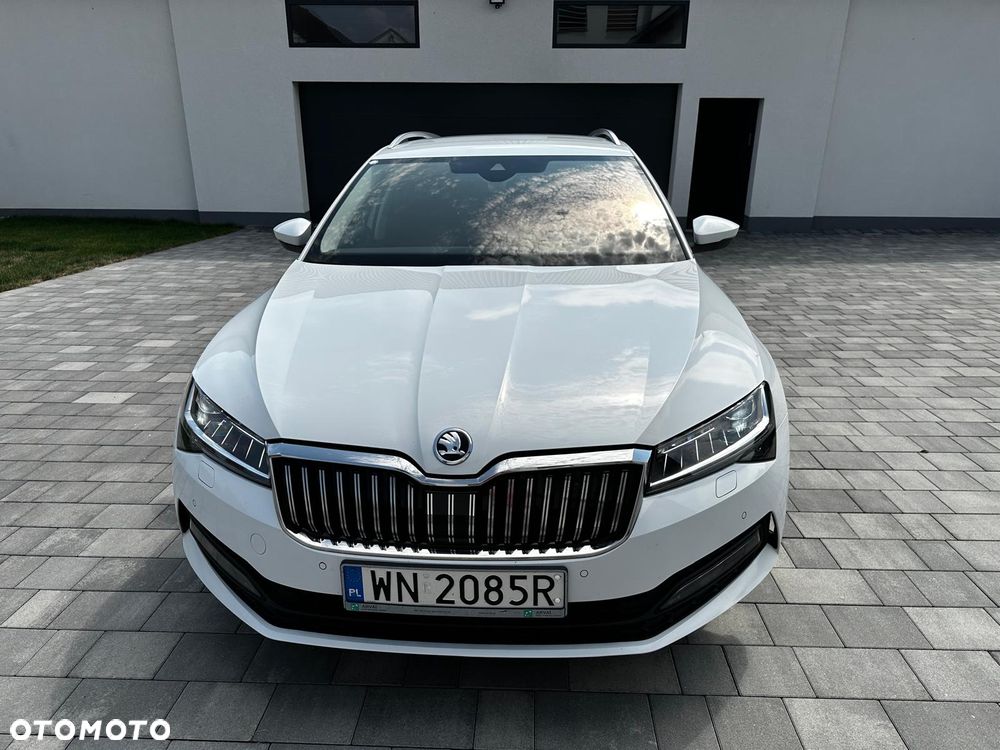 Skoda Superb 2.0 TDI SCR Ambition DSG - 11