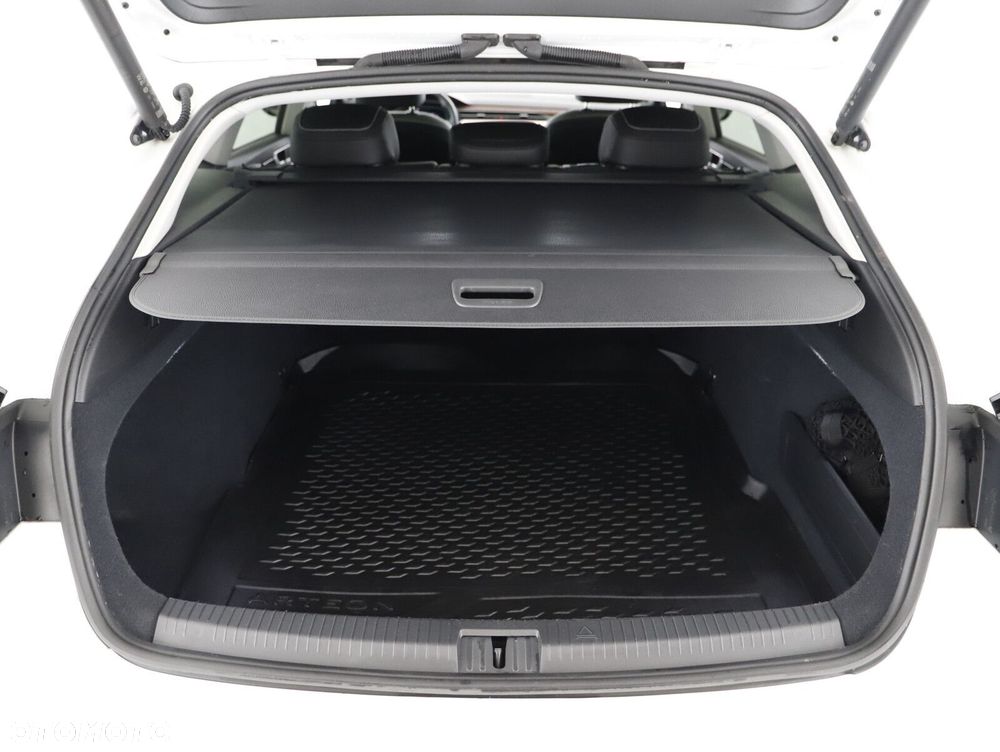 Volkswagen Arteon Shooting Brake - 12