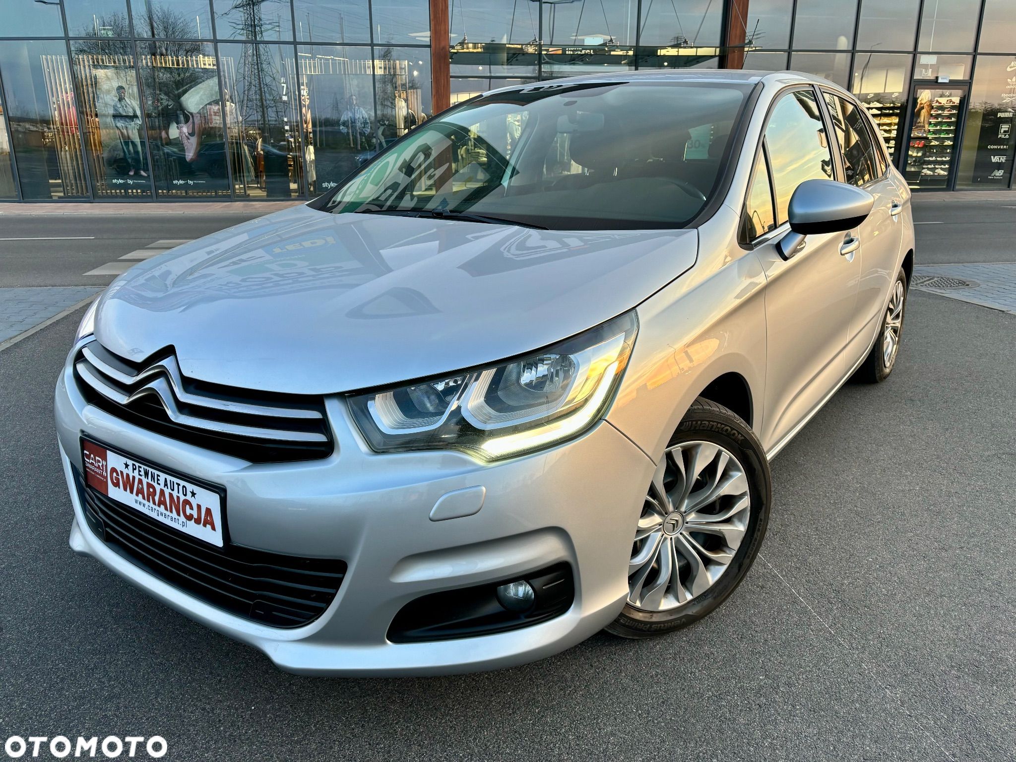 Citroën C4 BlueHDi 100 Selection - 1