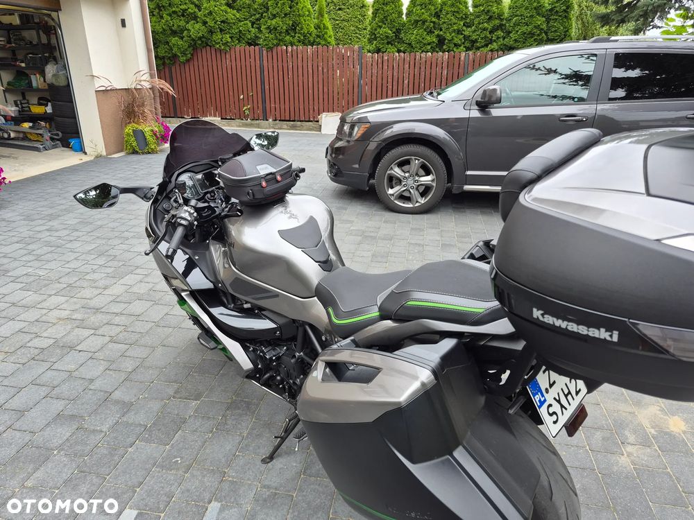 Kawasaki Ninja H2 SX - 3
