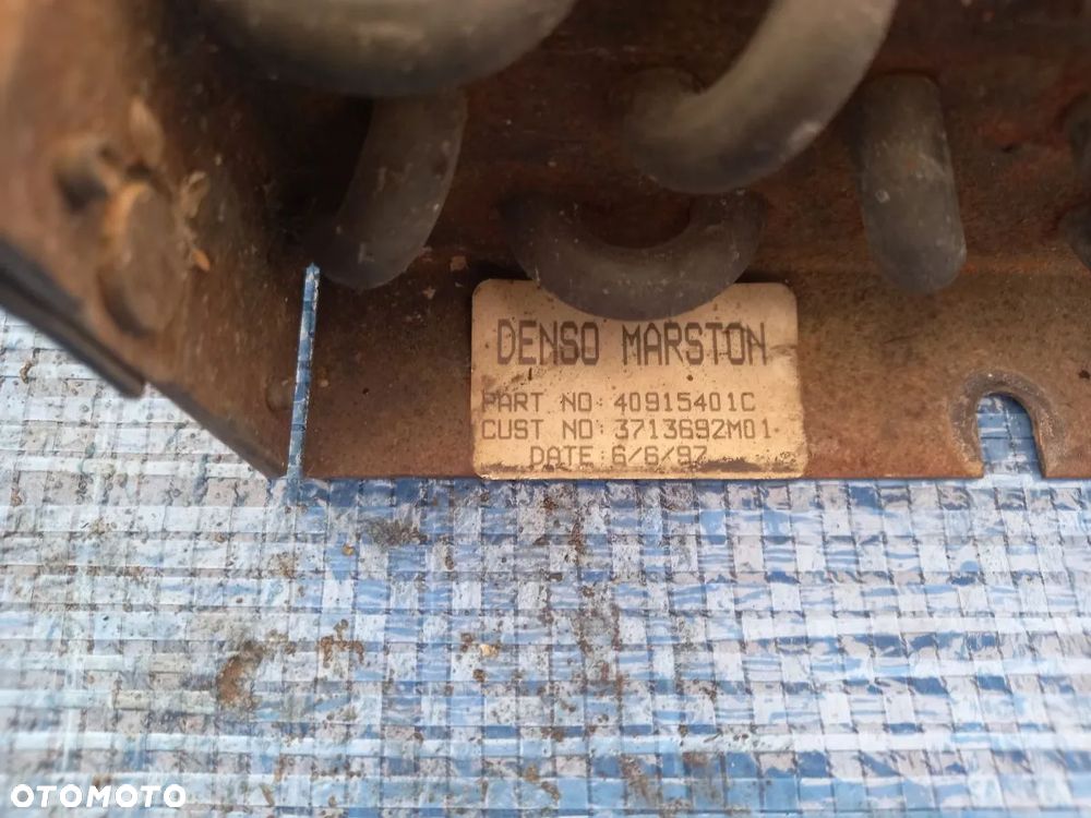 Chłodnica oleju Massey Ferguson 8150 - 2