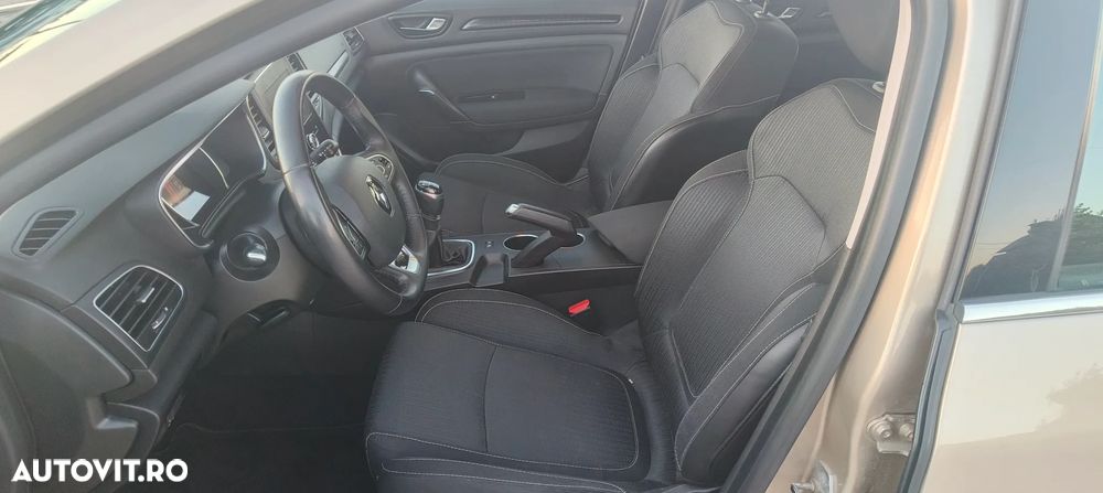 Renault Megane ENERGY dCi 110 INTENS - 8