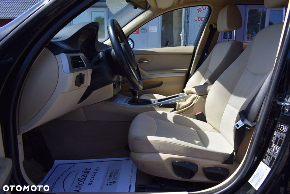 BMW Seria 3 - 17