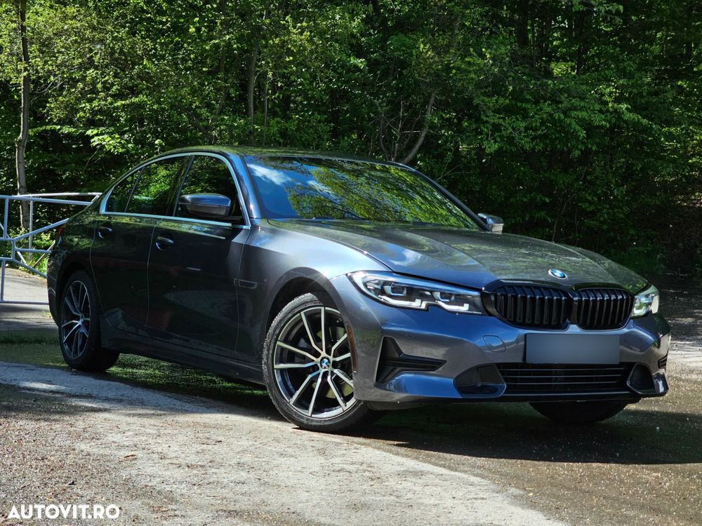 BMW Seria 3 330i Aut. Sport Line - 1