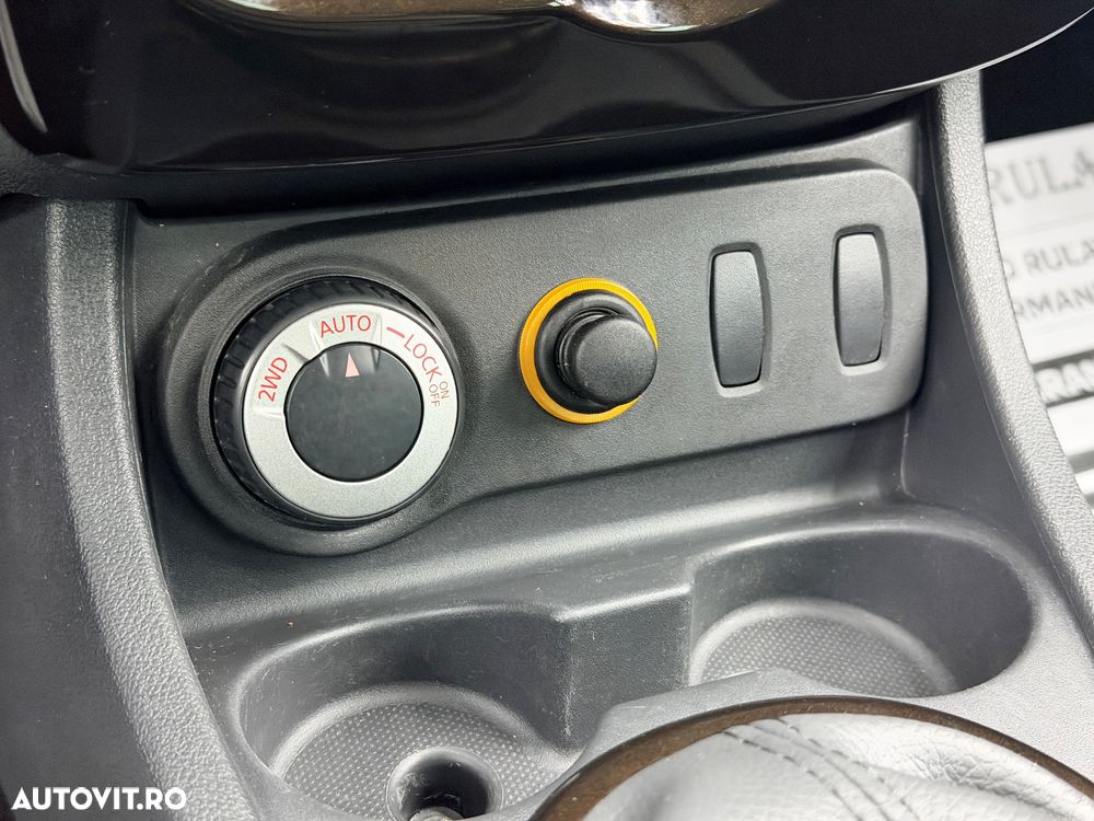 Dacia Duster 1.6 16V 4x4 Destination - 12