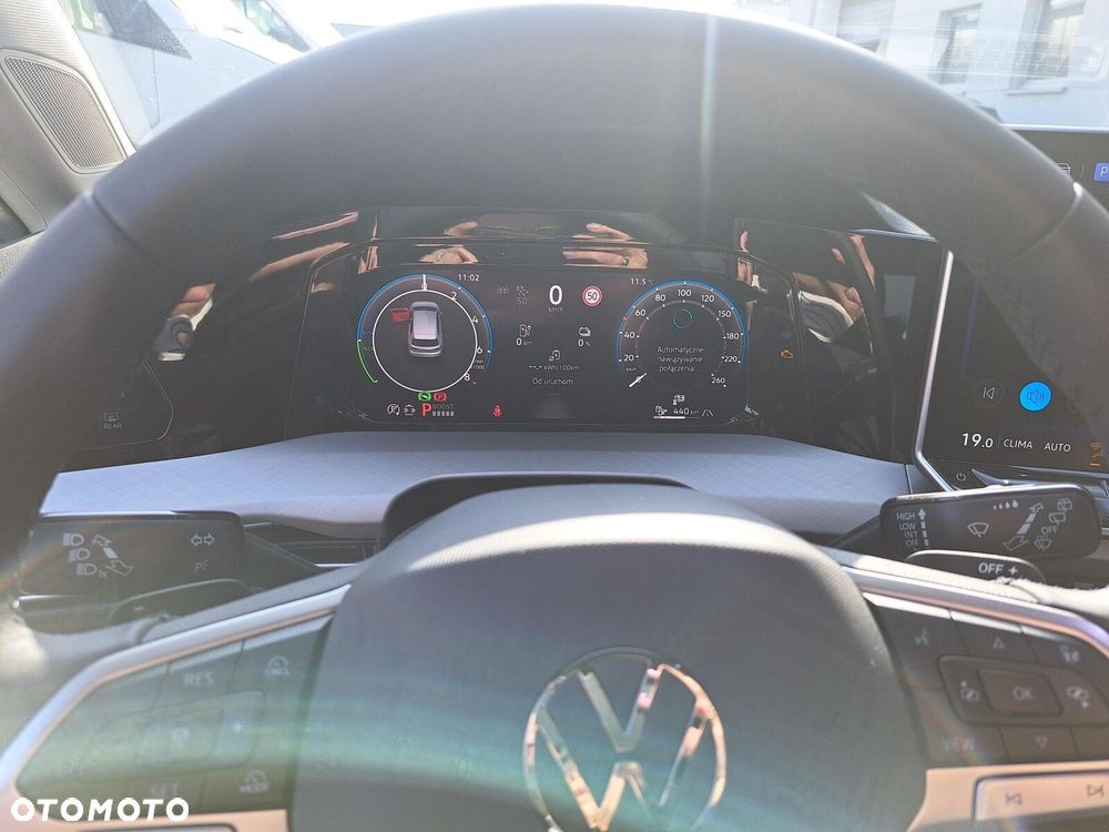 Volkswagen Golf - 14