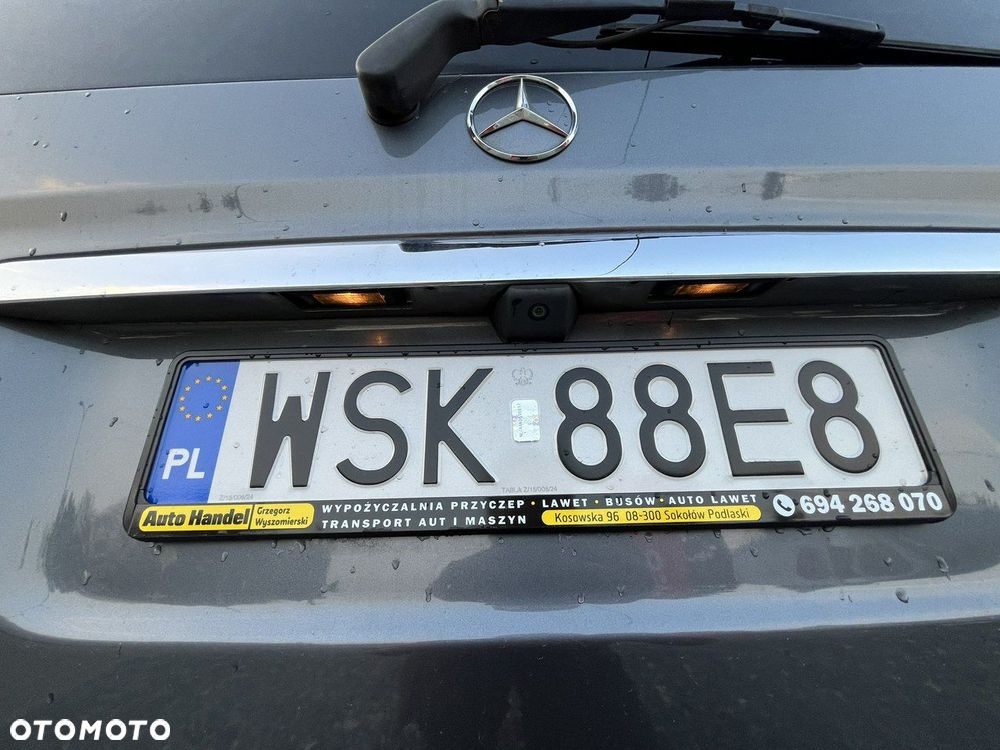 Mercedes-Benz Viano - 23
