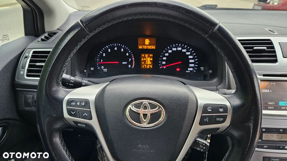 Toyota Avensis - 14