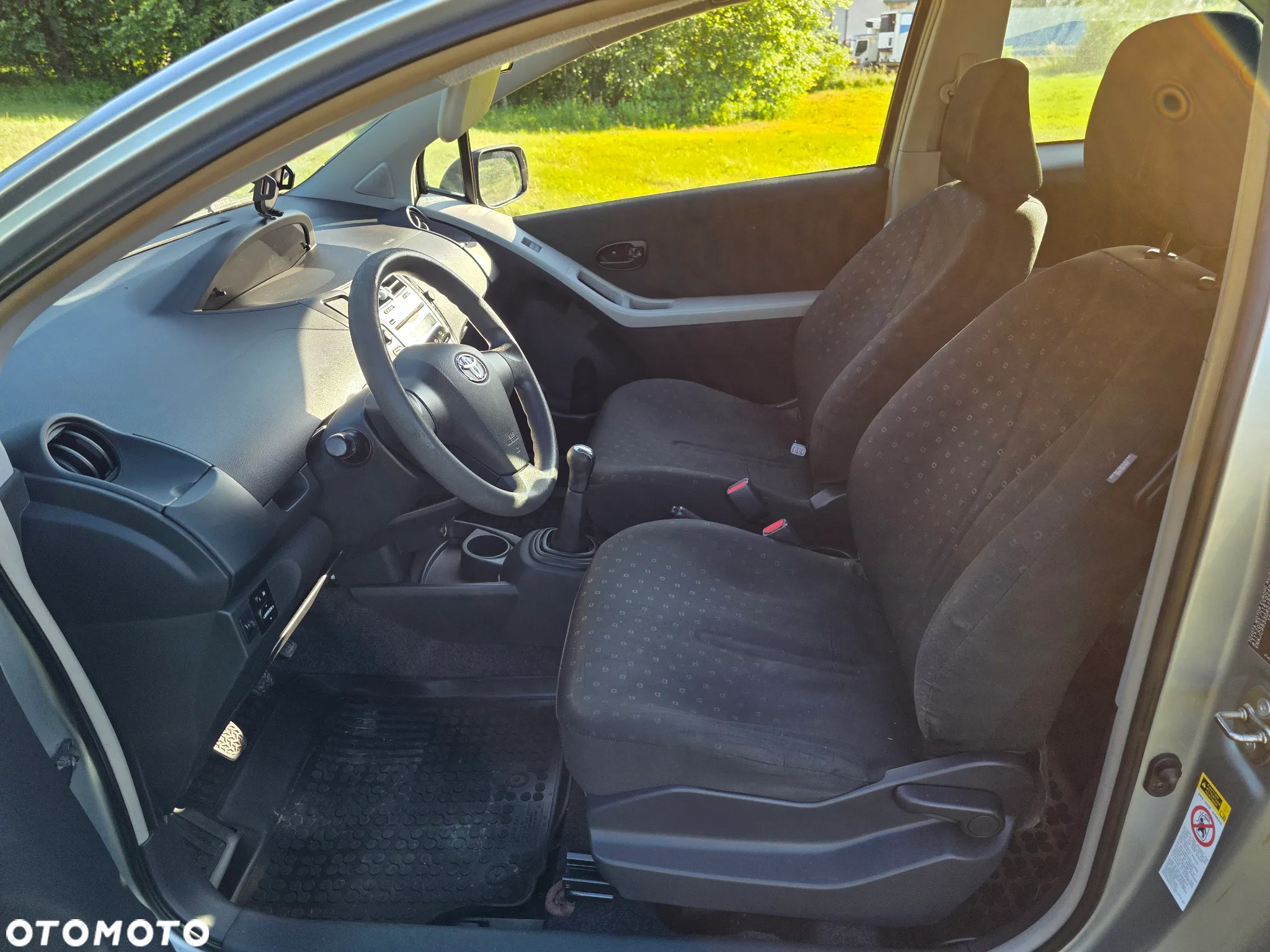 Toyota Yaris 1.4 D-4D - 24