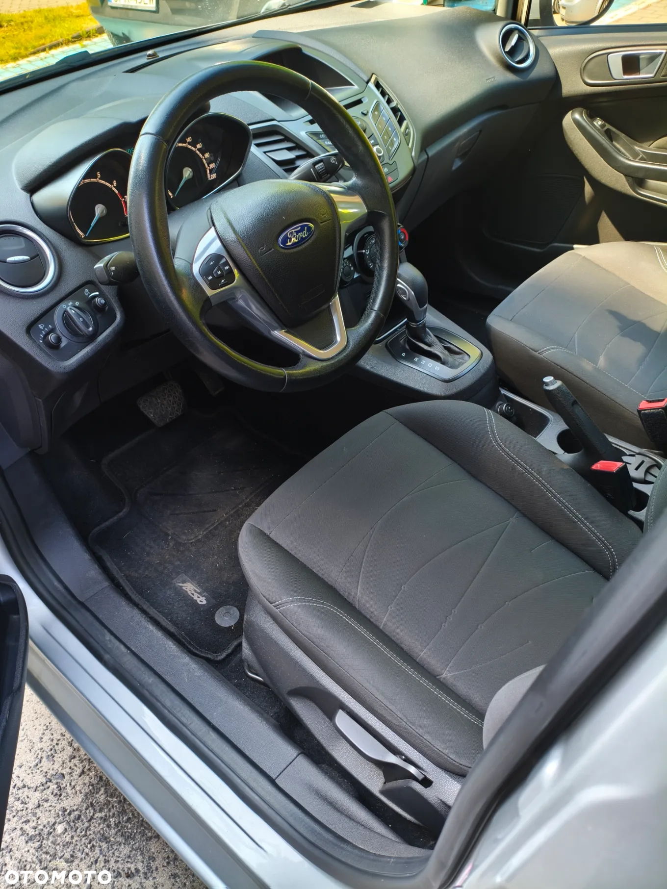 Ford Fiesta 1.0 EcoBoost Powershift SYNC Edition - 10