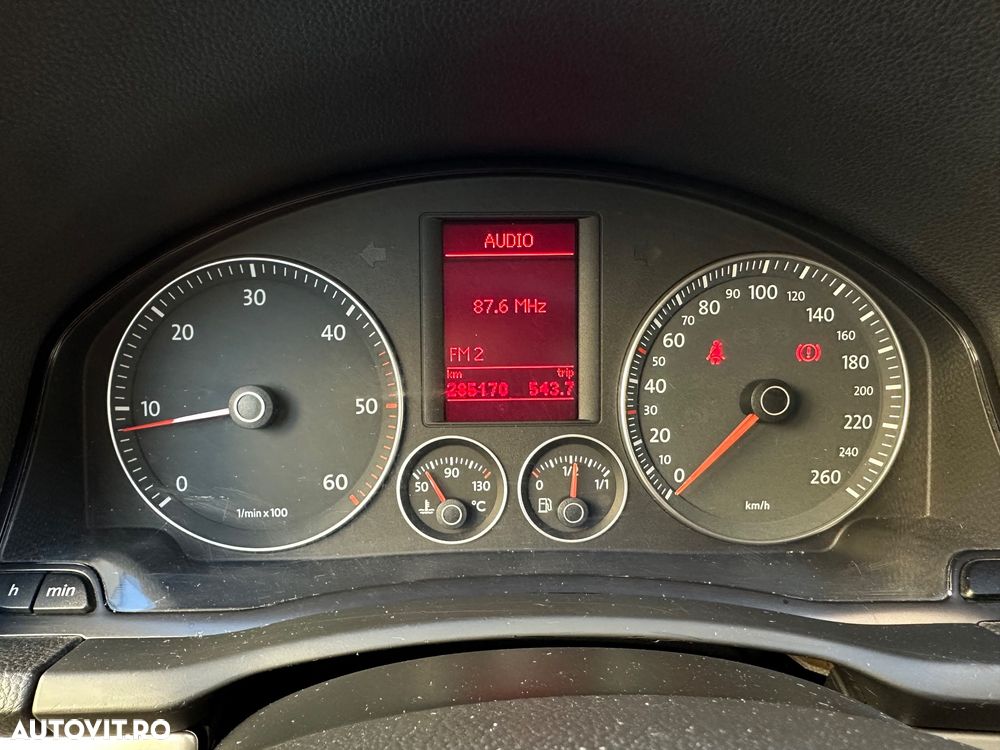 Volkswagen Golf - 12