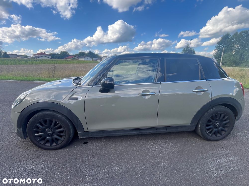 MINI Cooper Standard - 1