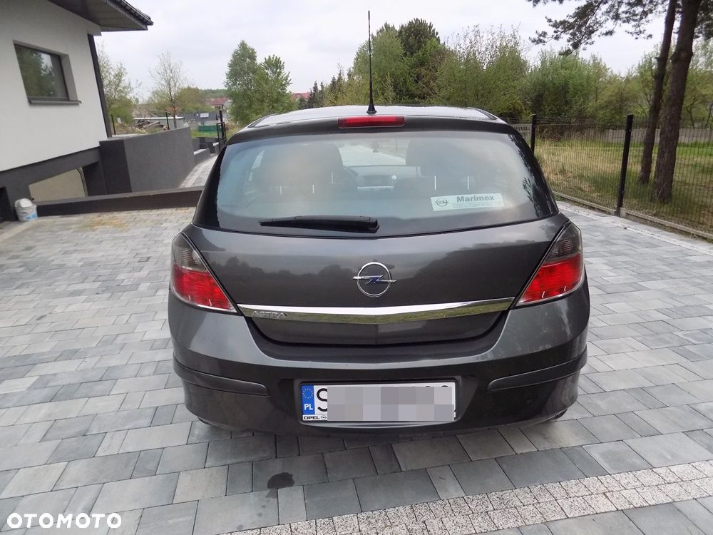 Opel Astra 1.6 Fun - 21