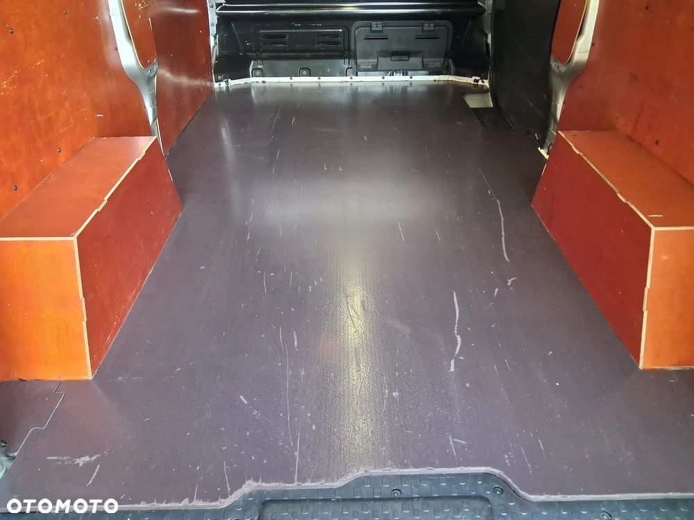 Renault Trafic - 27