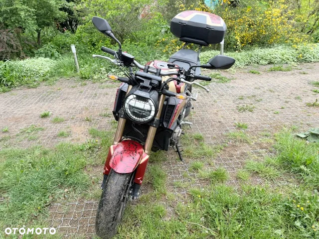 Honda CB - 4