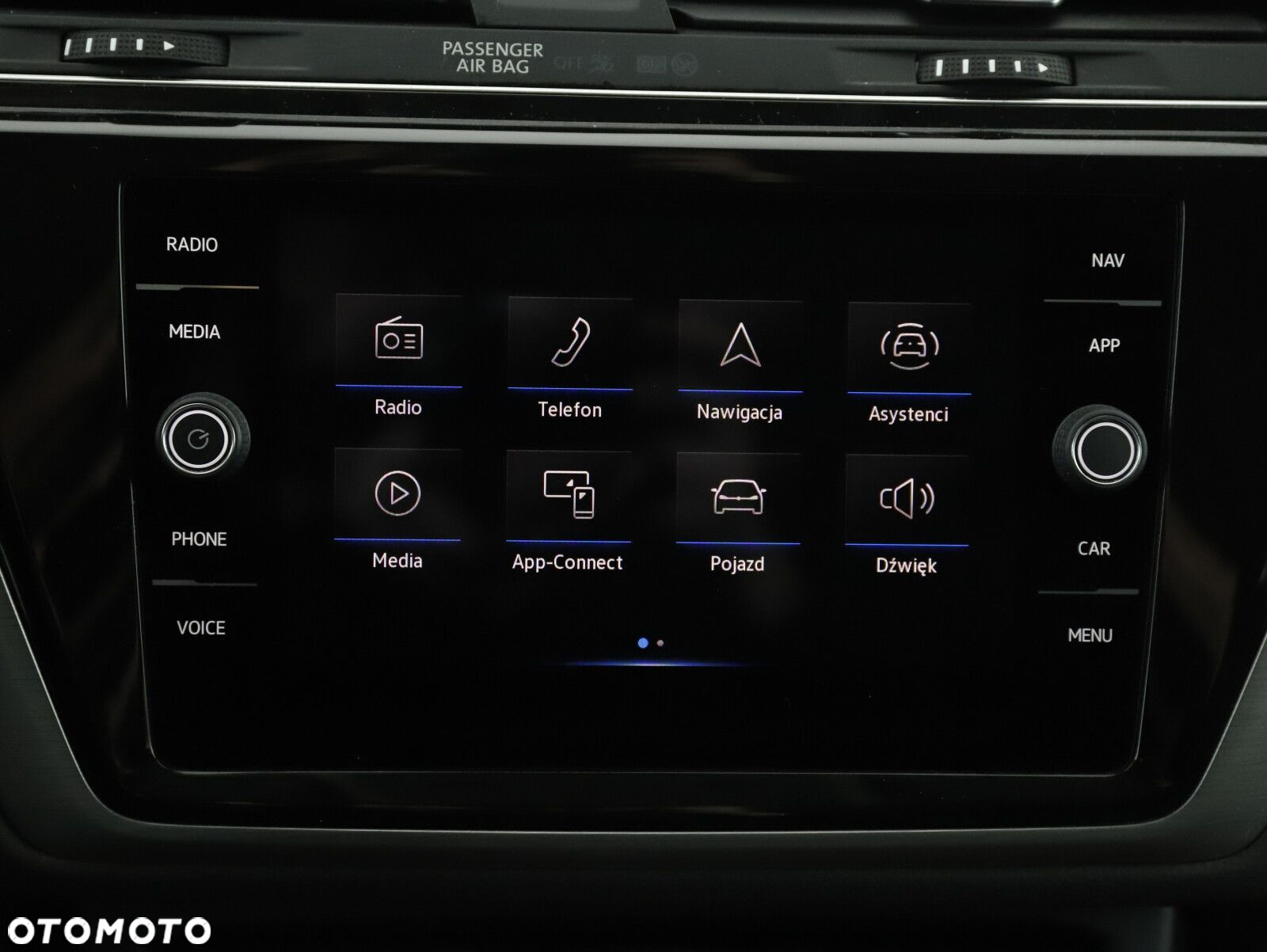 Volkswagen Touran - 17