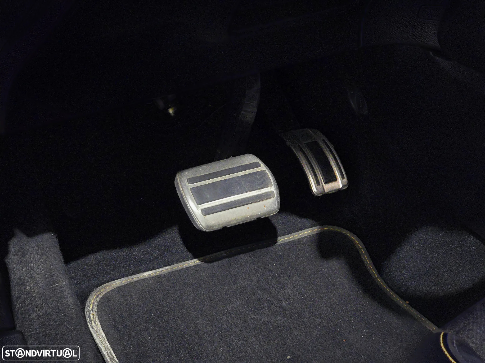 Peugeot e-208 50 kWh Allure - 33