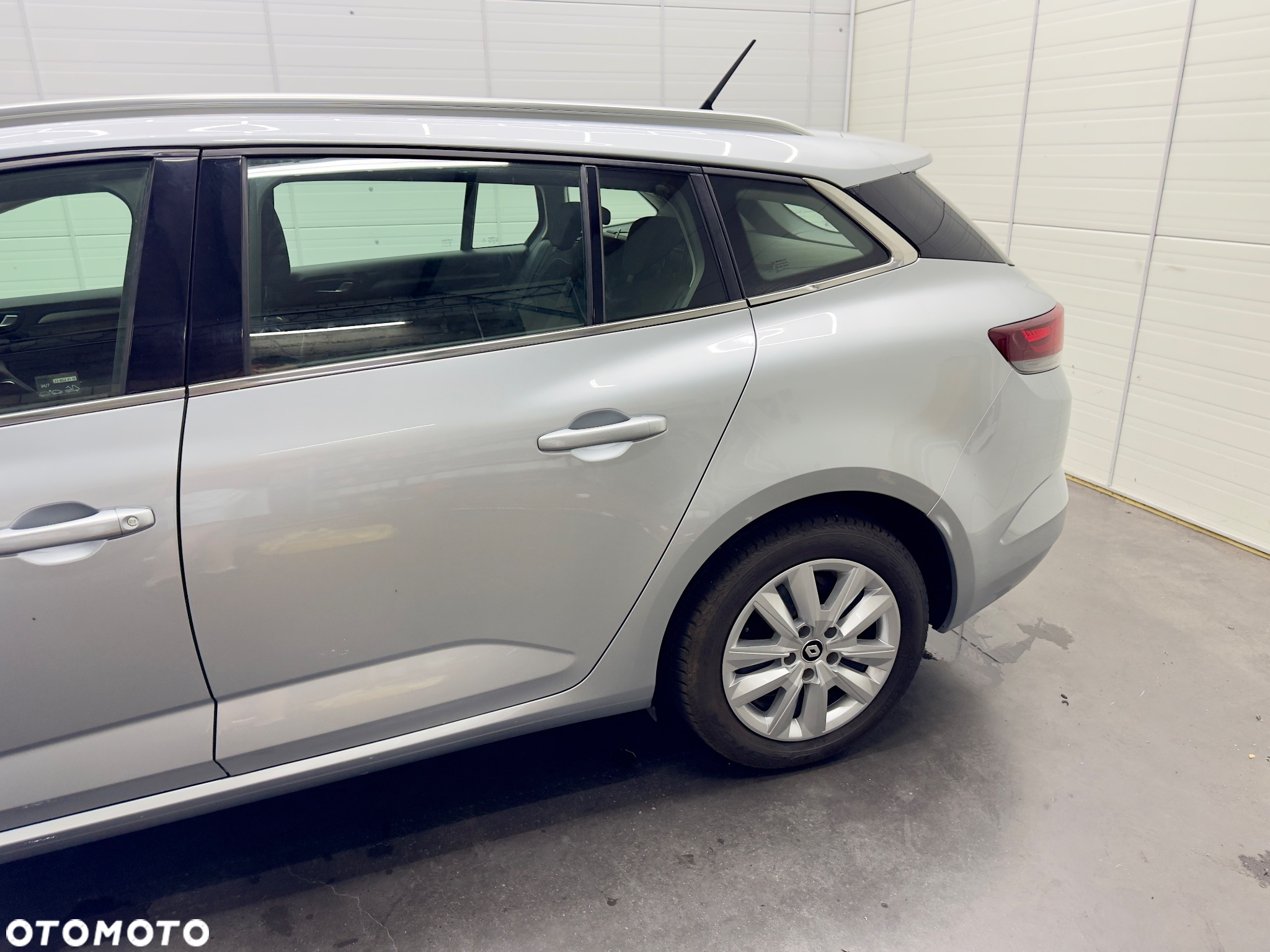 Renault Megane 1.3 TCe FAP Zen - 5