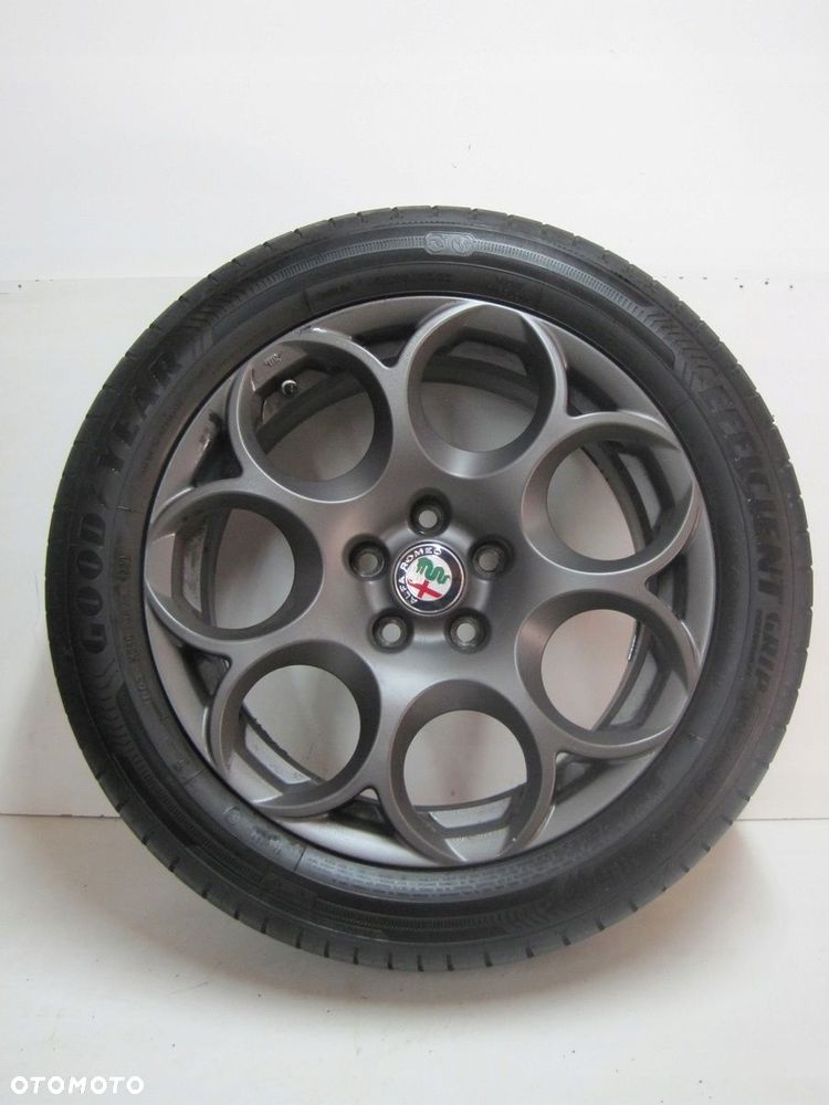 Koła felgi opony ALFA ROMEO GIULIA R17 7mm - 4