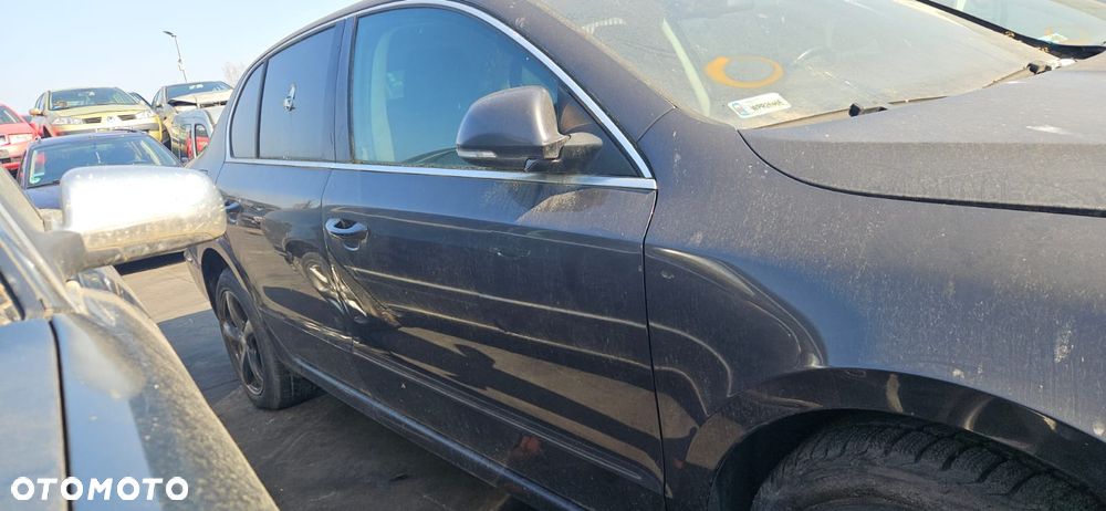 SKODA SUPERB II 08-13 - ZAMEK DRZWI PRZÓD TYL LEWY PRAWY - 12