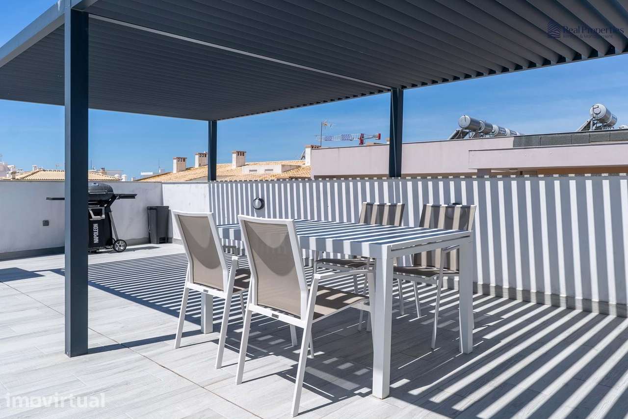 Fantástico apartamento T2 a 100 metros da praia de Quarteira - Grande imagem: 4/21