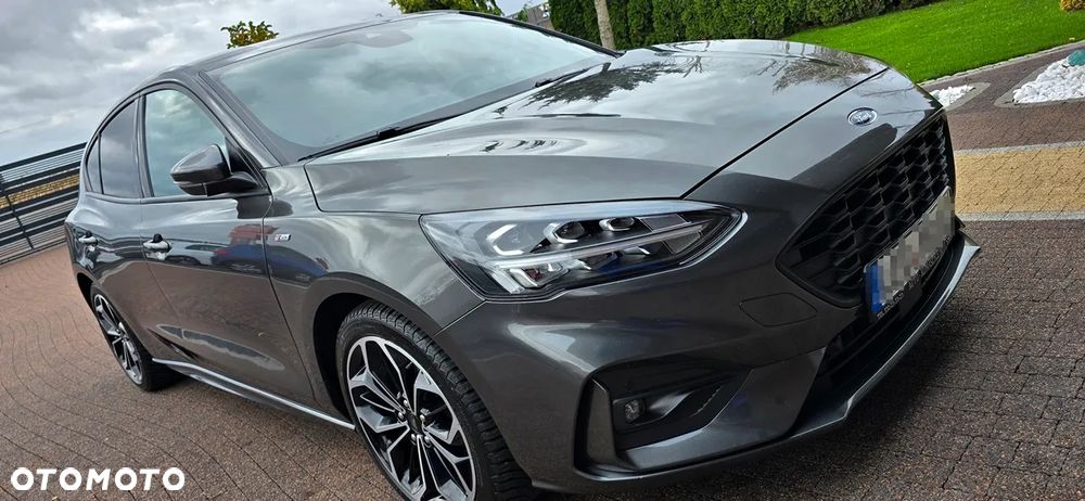 Ford Focus 1.5 EcoBoost ST-Line - 16