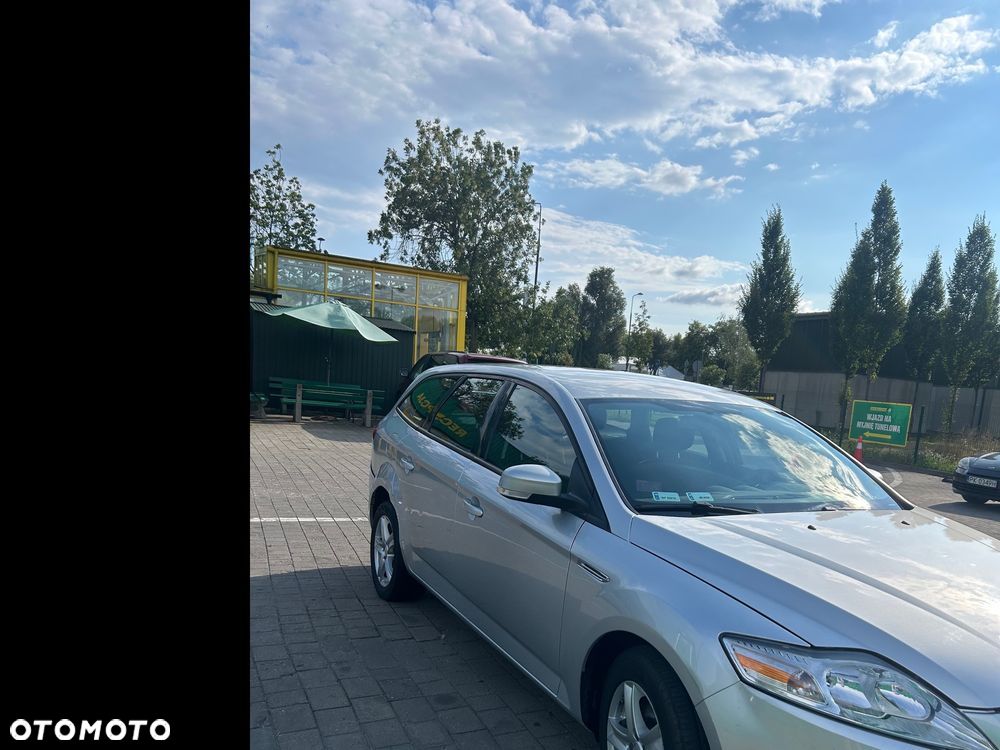 Ford Mondeo 2.0 TDCi Ambiente - 4