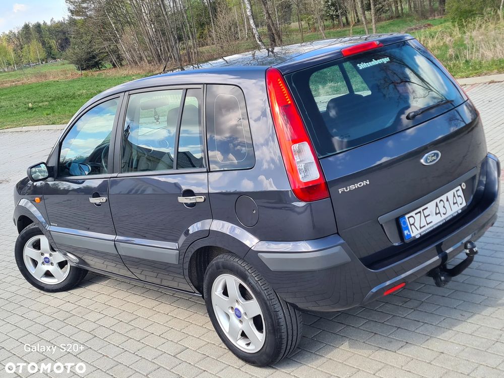 Ford Fusion - 3