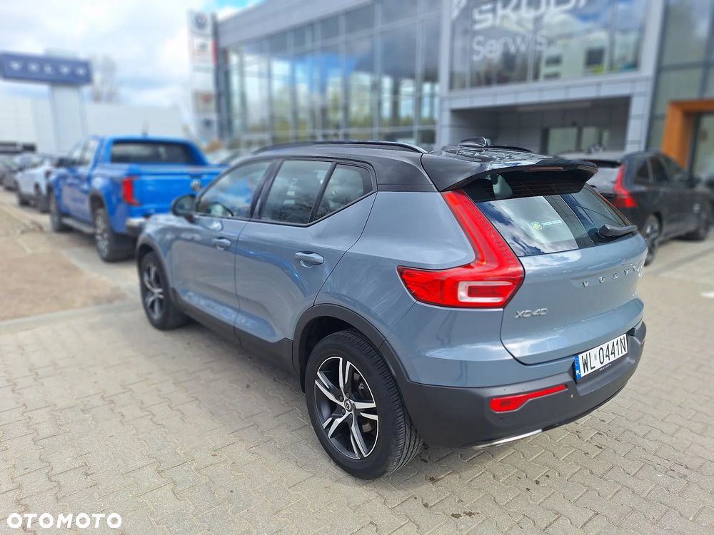 Volvo XC 40 T4 AWD R-Design - 6