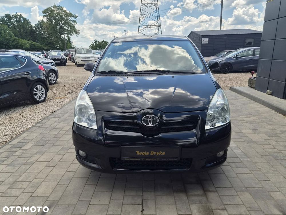 Toyota Corolla Verso 2.2 D-4D Prestige + - 2