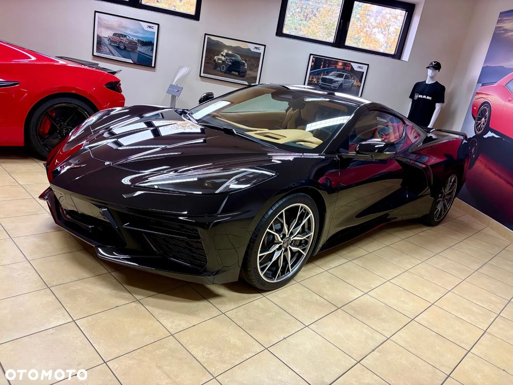 Chevrolet Corvette - 23