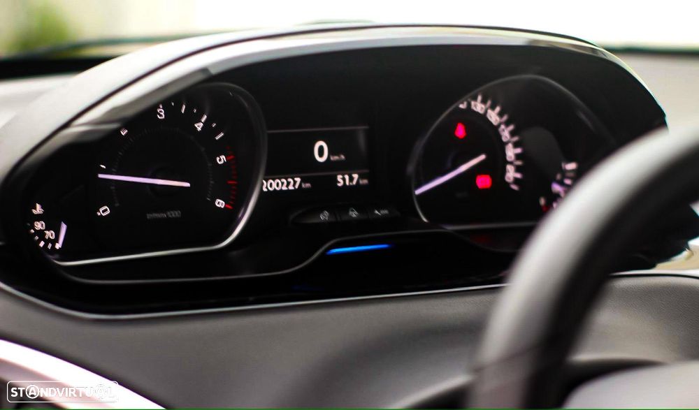 Peugeot 208 1.4 HDi Allure - 5