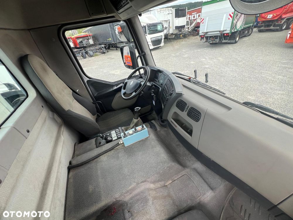 Renault Premium - 12