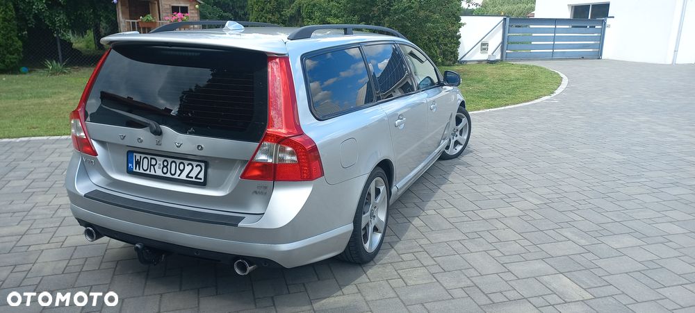 Volvo V70 D5 AWD R-Design Summum - 6