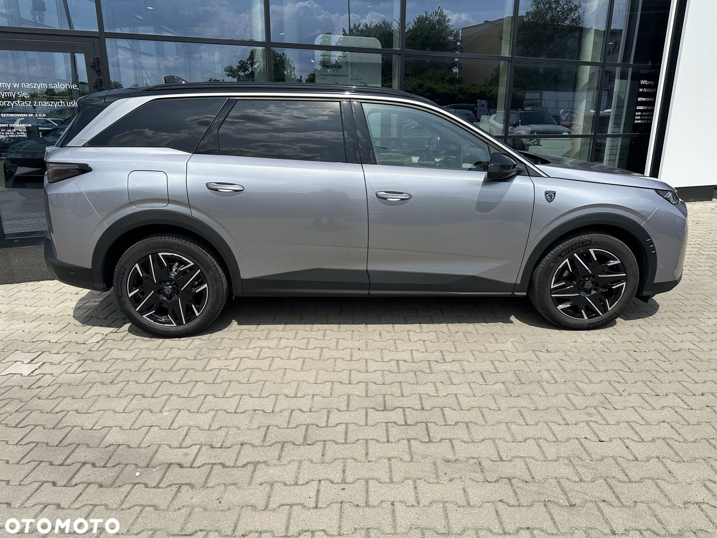Peugeot 5008 - 8