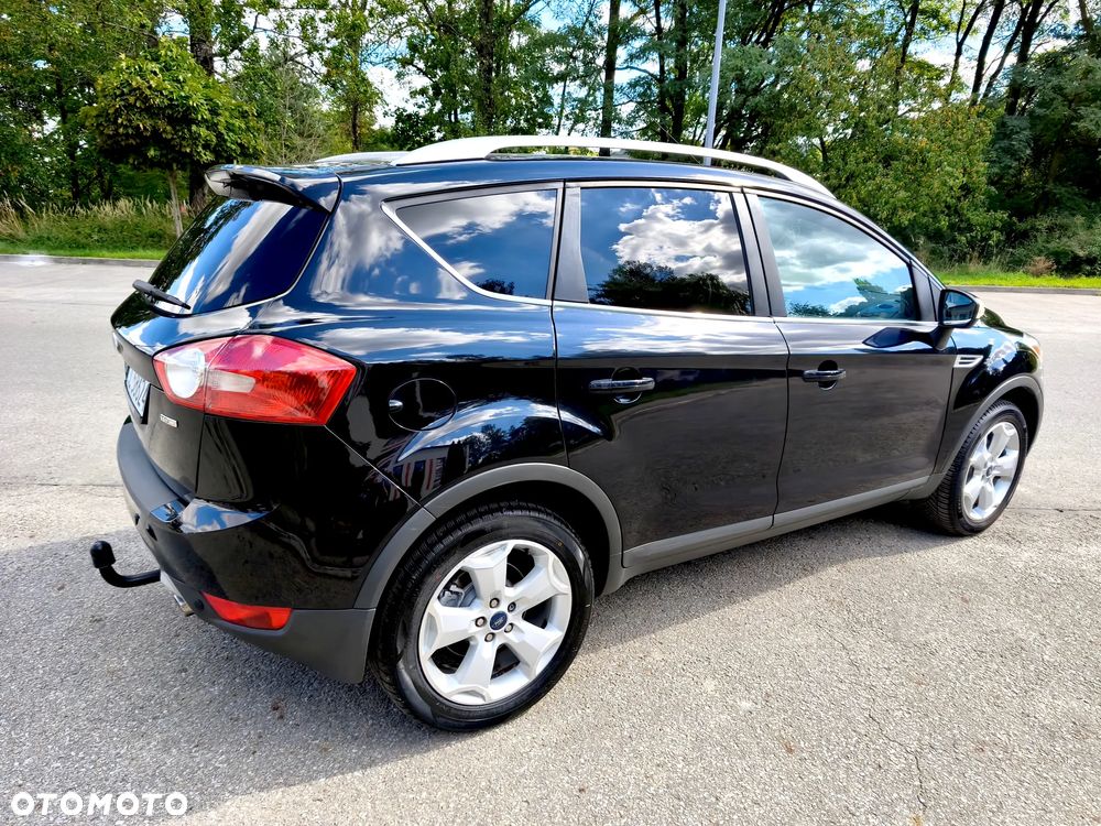 Ford Kuga 2.0 TDCi 4x4 Titanium - 4