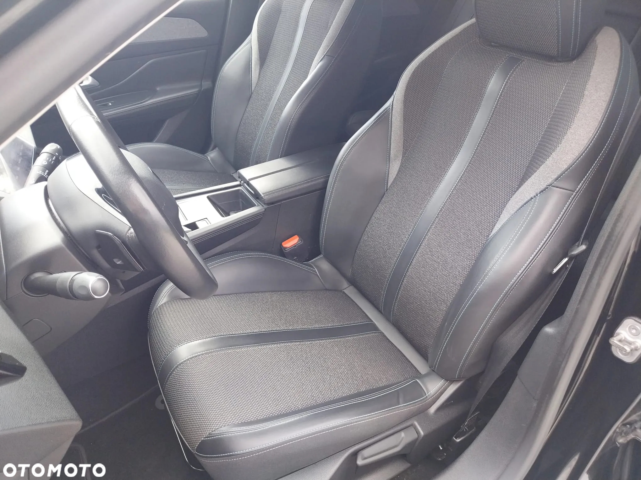 Peugeot 308 BlueHDi FAP 130 EAT8 Stop & Start Allure Pack - 18