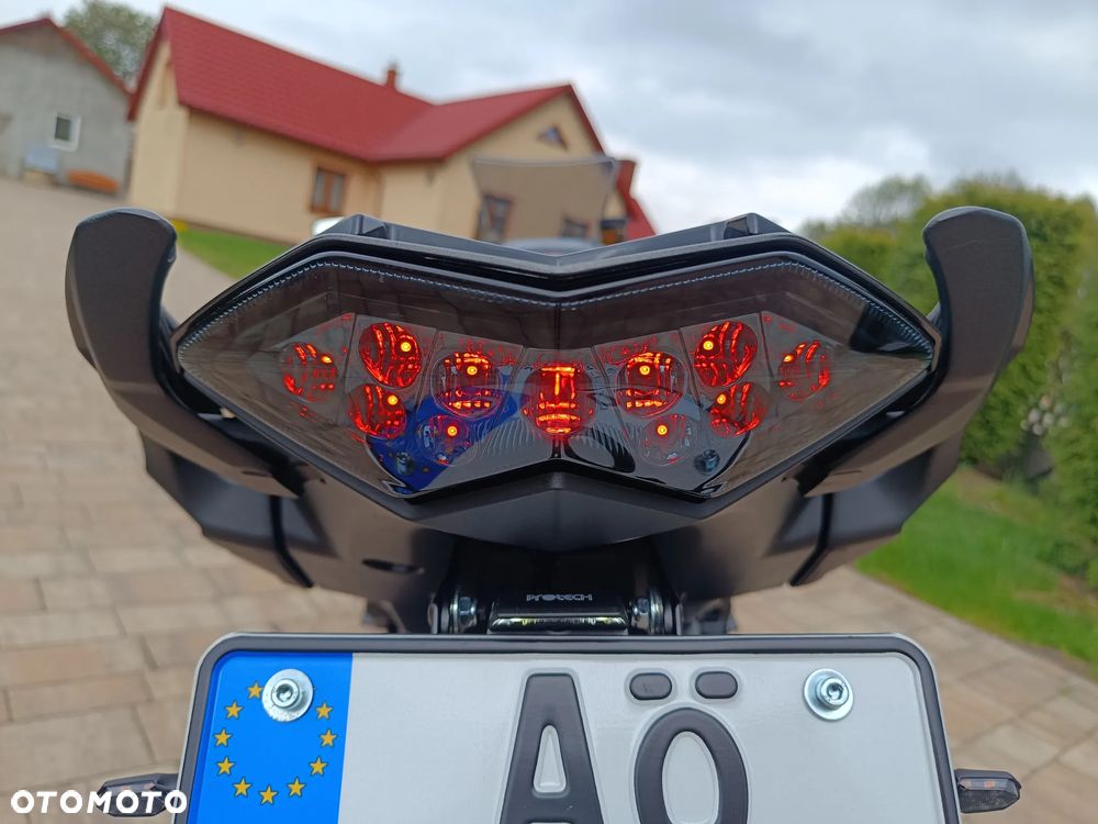 Kawasaki Ninja 1000 SX - 31