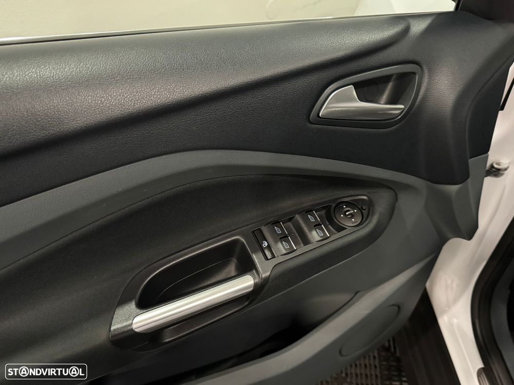 Ford Grand C-Max 1.6 TDCi Titanium S/S - 47