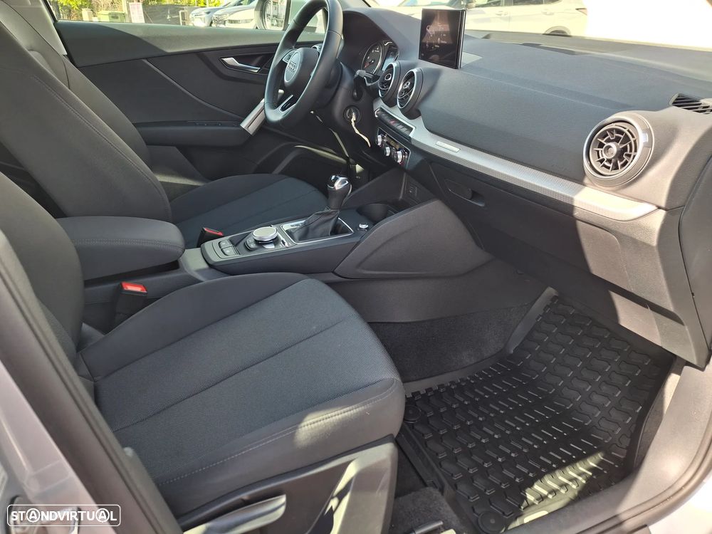 Audi Q2 35 TDI Advanced S tronic - 27